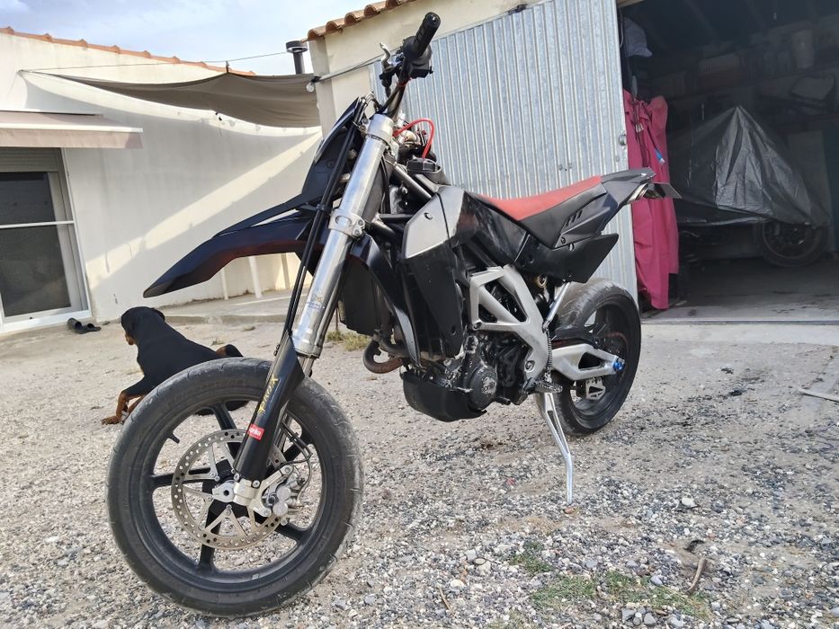 Aprilia rxv 550e