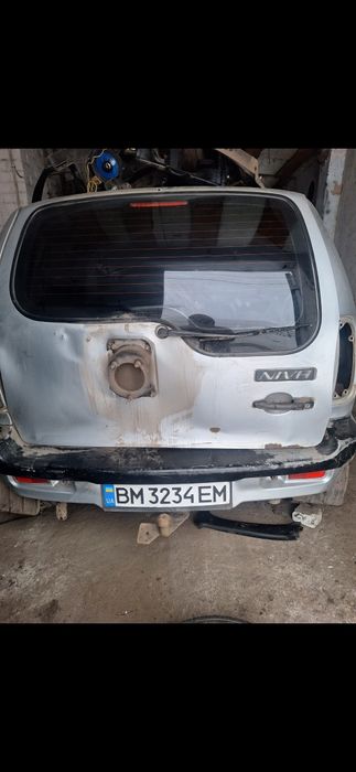Двері шевроле нива
