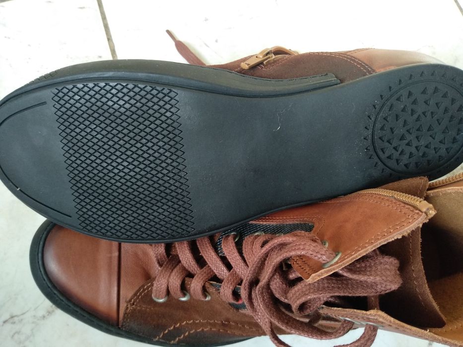 Buty nowe męskie 41 skóra