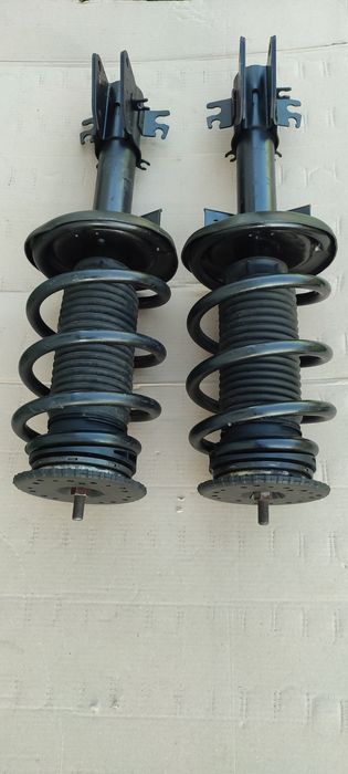 Амортизатори стойка пружина Рено мастер Опель мовано 3-4 renault maste