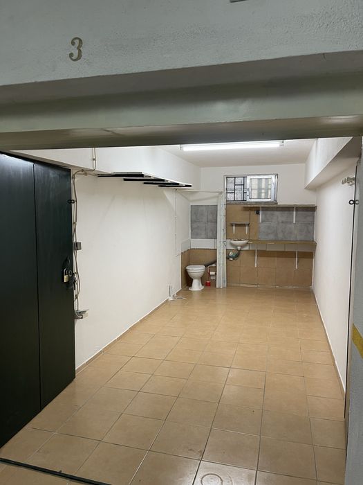 Garagem 13m2 com wc