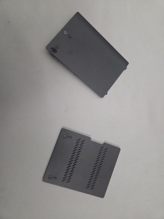 Sprzedam zaślepki dolnej obudowe do Laptopa  Lenovo W520