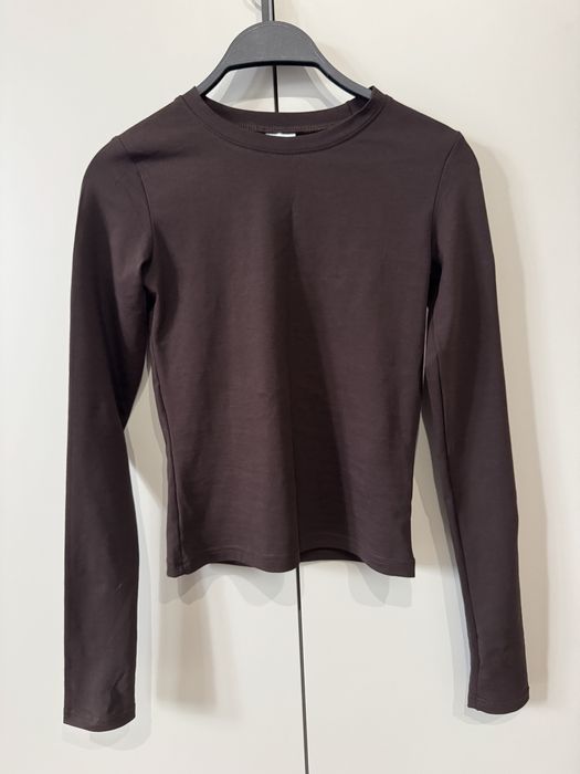 Dopasowany longsleeve