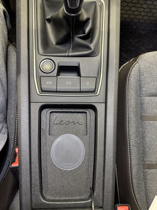 Ładowarka bezprzewodowa Seat Cupra Leon KL (2020-)