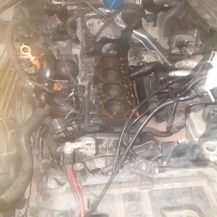 Bloco motor completo VW 1.9 tdi BKC  105 CV