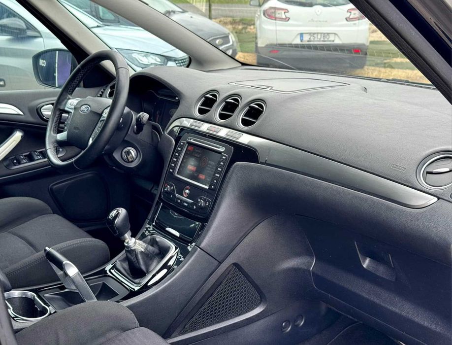 Ford S-Max- 7 lugares- Garantia Incluída