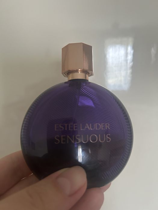 Парфуми Estee Lauder