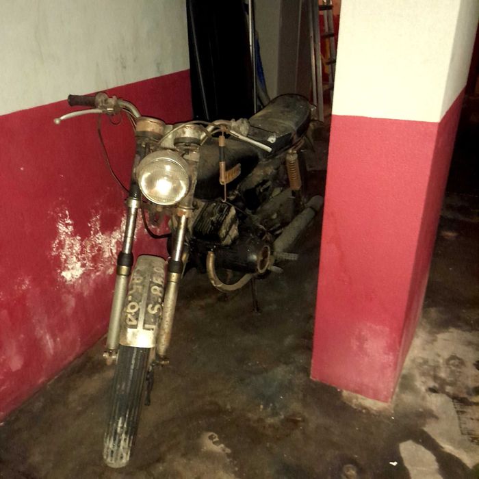 Vendo motorizada