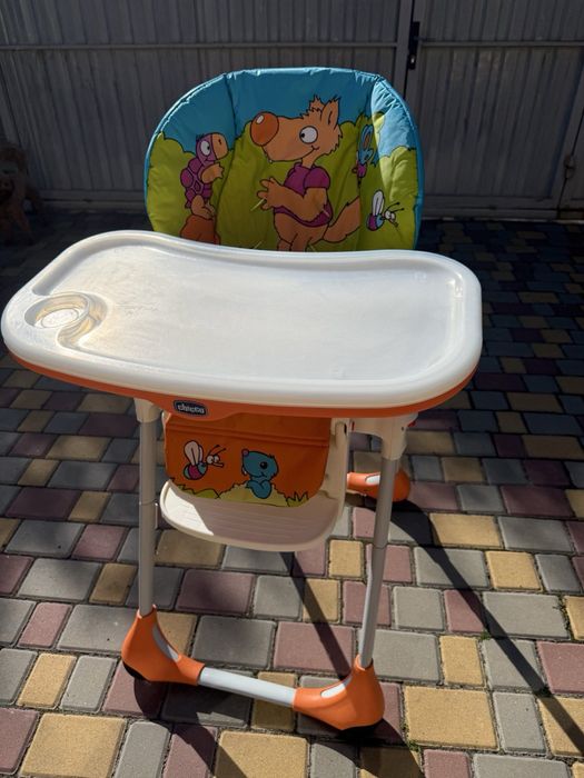 Кріселко для годування chico