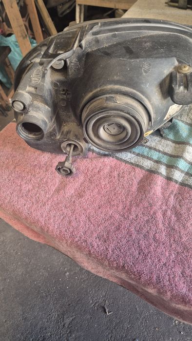 Peças automóveis
