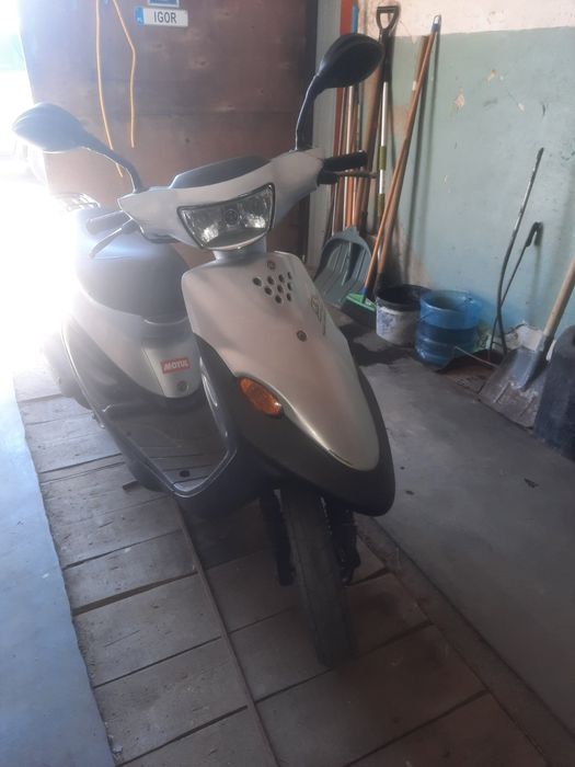 Продам скутер Yamaha