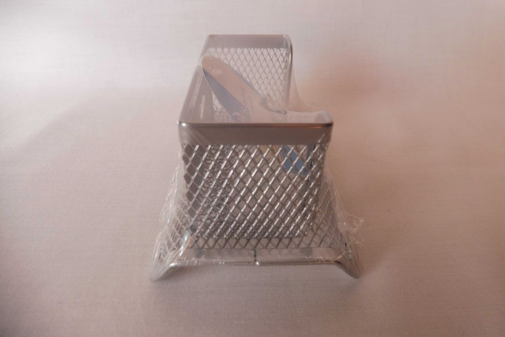 Pojemnik przybornik metalowy na wizytówki srebrny nowy