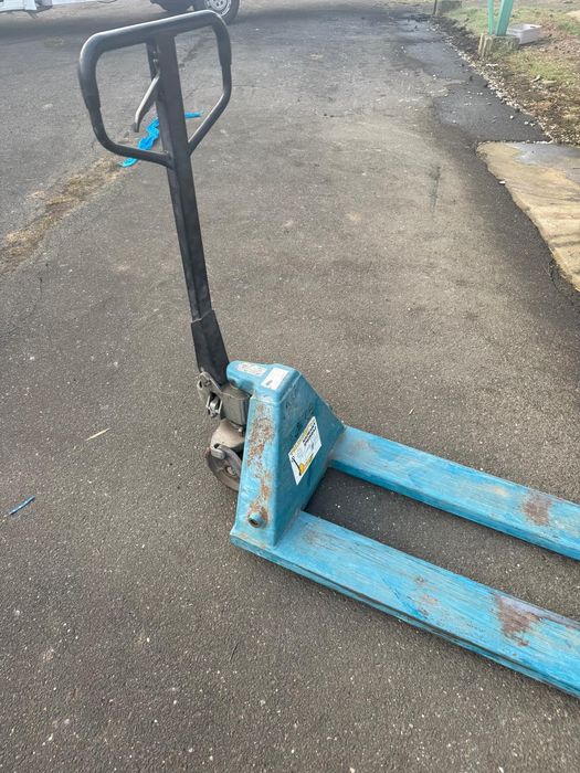 Sprzedam Paleciaka długie widły po serwisie