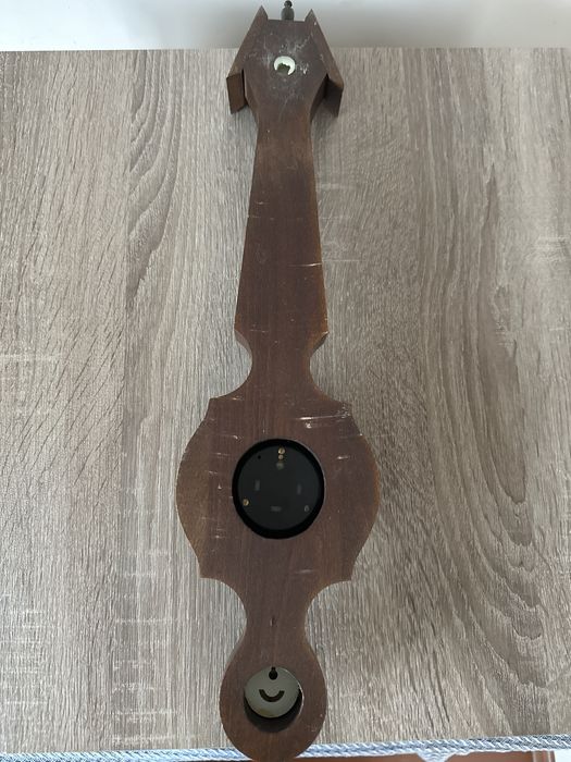 Винтажный барометр