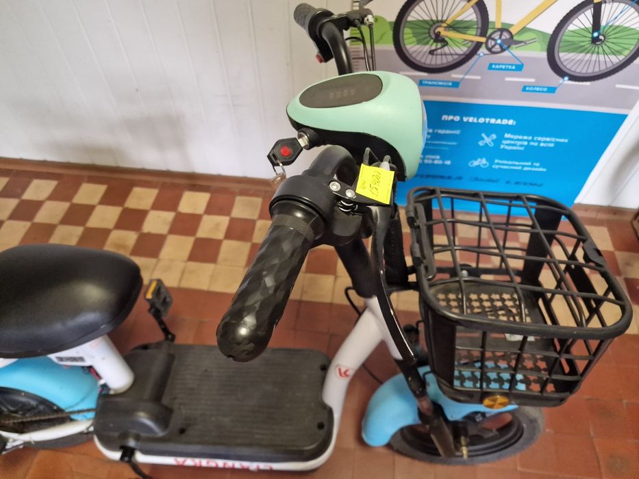 Электроскутер электровелик