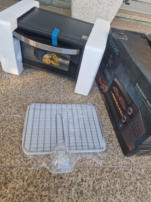 mini-forno Cecotec Bake&Toast 1090 Black, com 10 litros