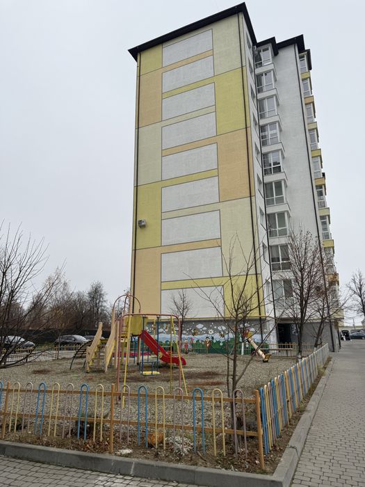 Видова двокімнатна квартира в м-н Пасічна