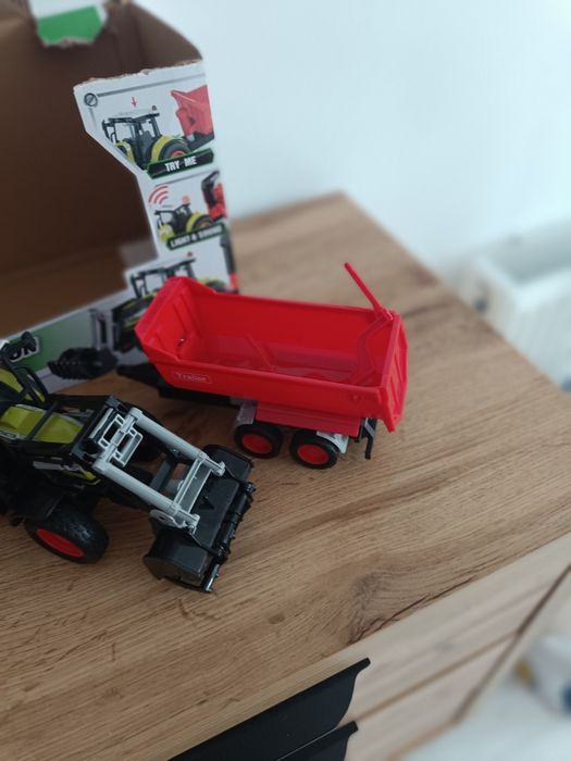Traktor przyczepa i ładowarka do drewna