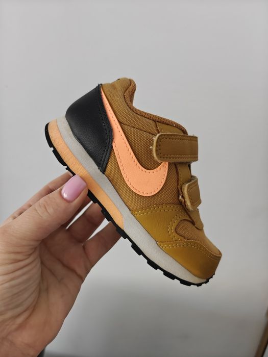 Nike Runner 2 adidasy sportowe na rzep dla dziecka 25/15,5 cm