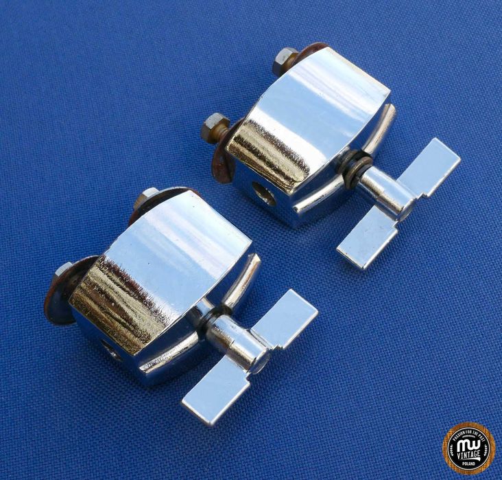 Amati - gniazdo nogi floortoma x 2 ‼️