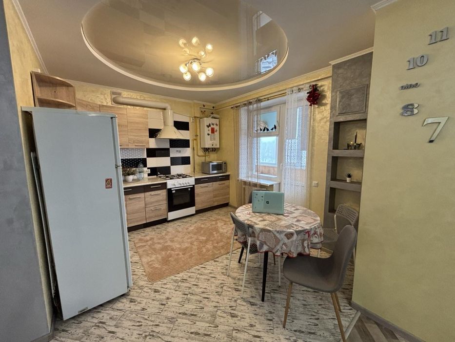 Оренда 1,5к Набережний Квартал.Зарічанська.Є все!