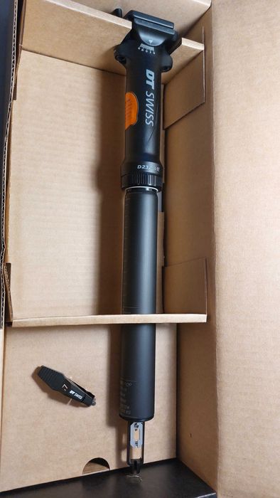 Espigão de selim telescópico DT Swiss D232 ONE 30.9mm Carbon