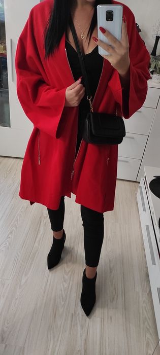 Piękny czerwony płaszcz oversize Jaana Parkkila Marimekko Wełna