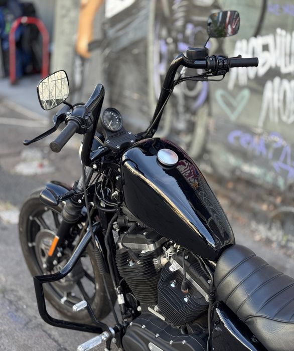 Мотоцикл Harley-Davidson Sportster 883 2020 рік
