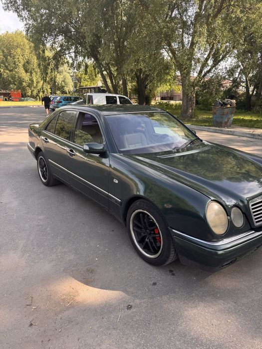 Mercedes W210 E430 газ/бензин