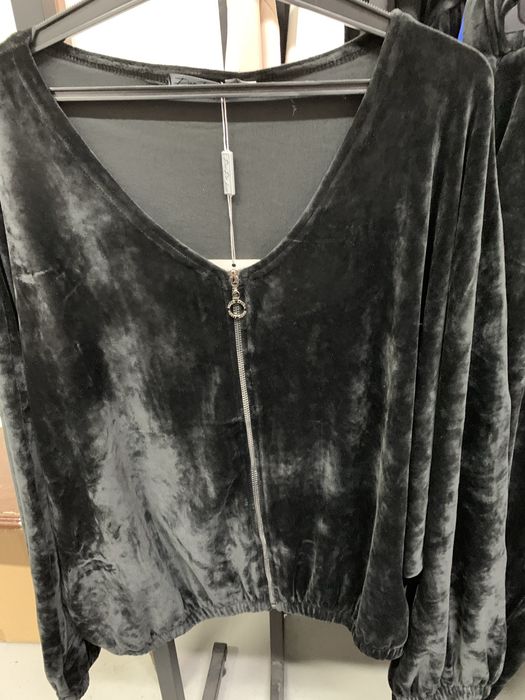 Костюм женский