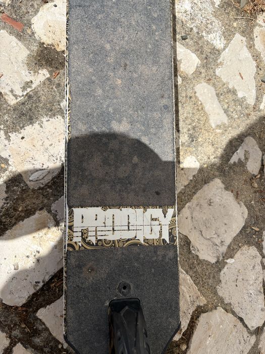 Scooter Prodigy black/gold