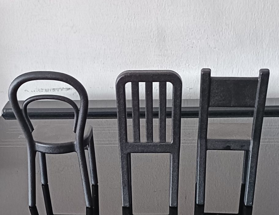 Cabides "cadeiras" IKEA