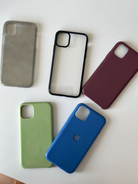 Чохли на Айфон 11