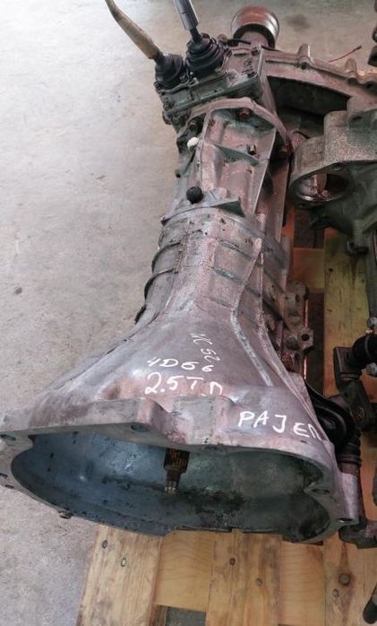 caixa de velocidades Mitsubishi pajero 2.5 td 4d56