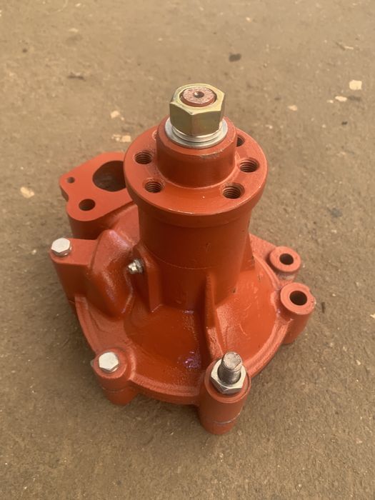 Насос водяной комбайн Нива СМД-18, 20, 22 (помпа) 18Н-13С2 без печки