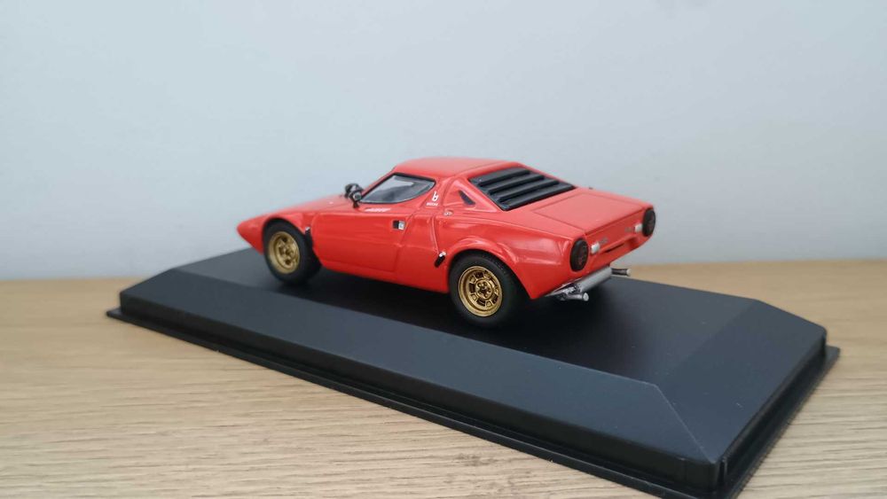 Lancia Stratos 1972 red (Minichamps) 1/43 1:43