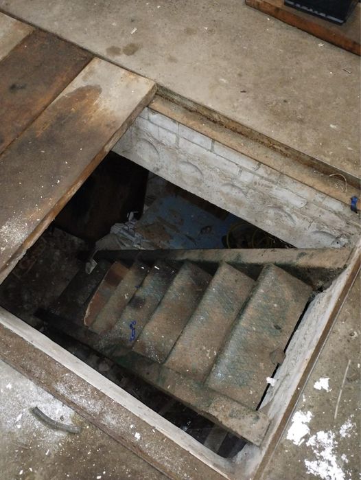 Гараж на Г. Крут