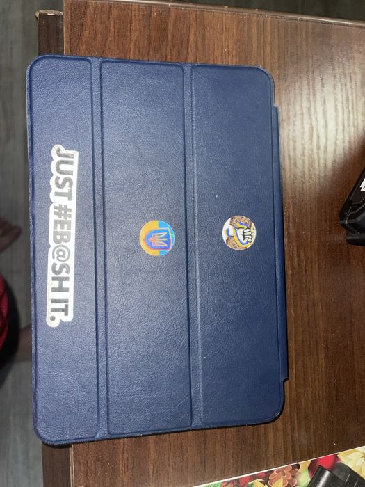 ipad mini 4 продам 3000 гривень