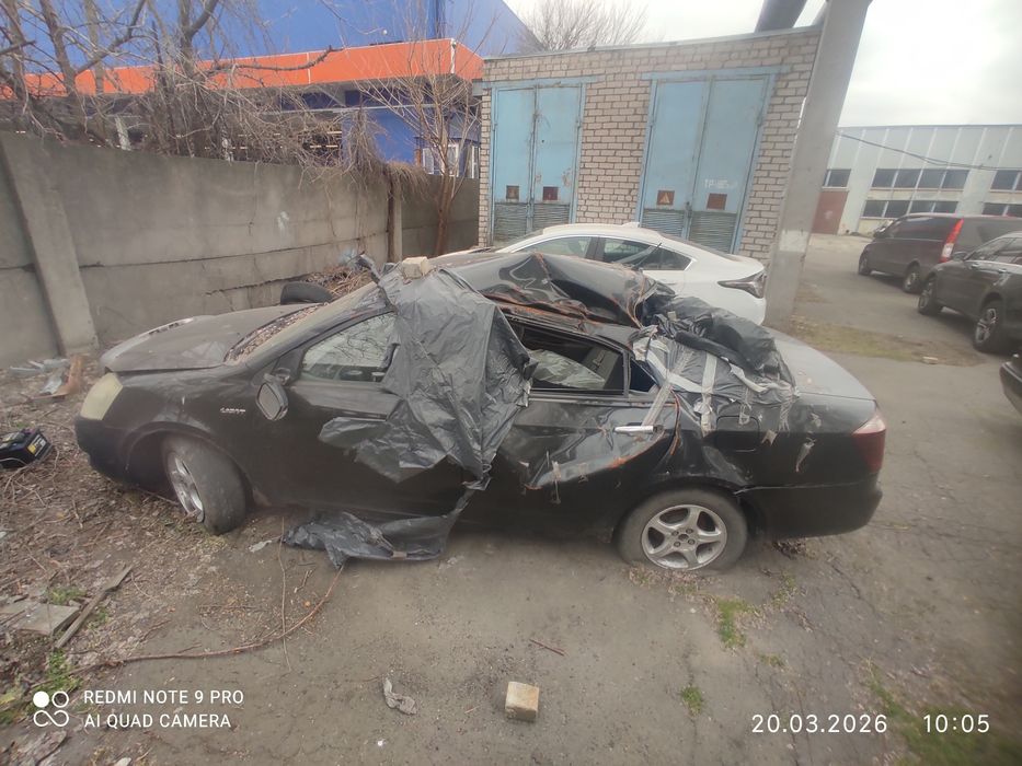 В разборе chery fc 1.8