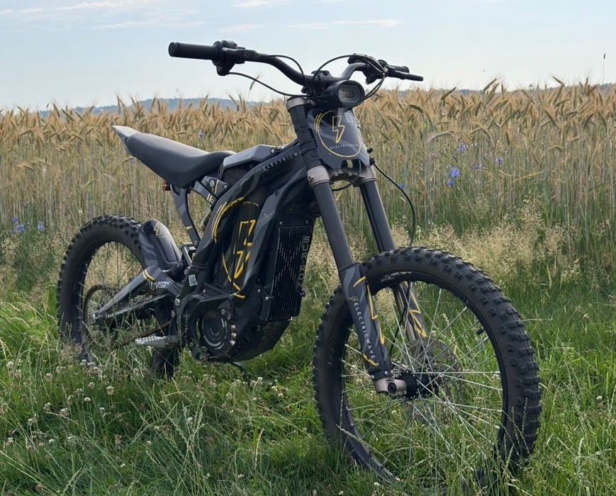 Surron light bee x 2024