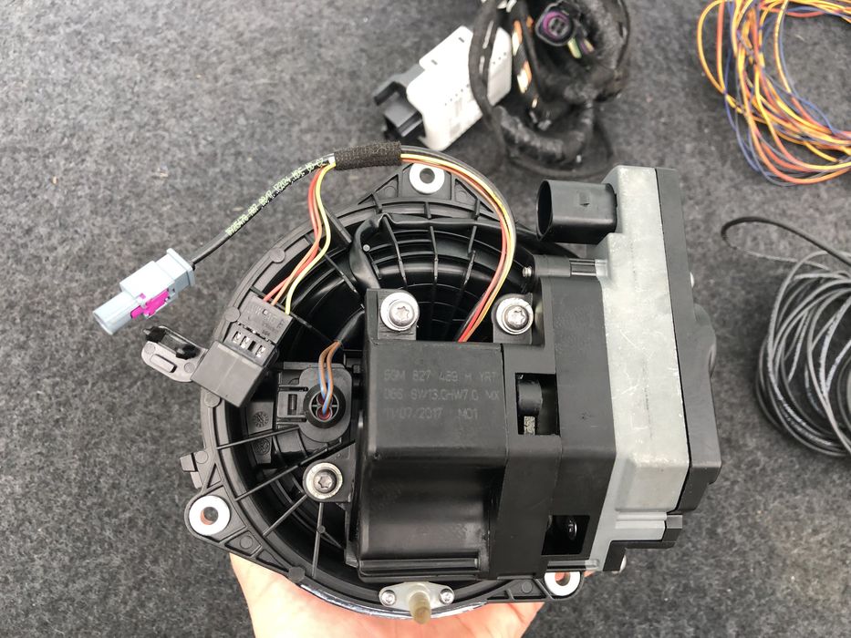 Камера заднього виду VW Golf 7 Alltrack 5GM