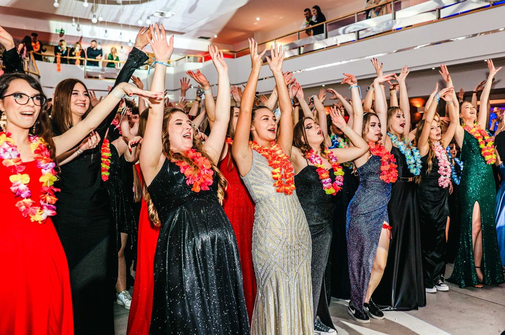 Dj Twenty One wodzirej na wesele, studniówkę, imprezę firmową,