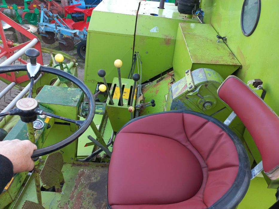 Комбайн Claas Cosmos