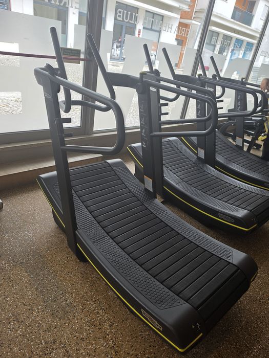 Passadeira Tecnhogym Skillmill
