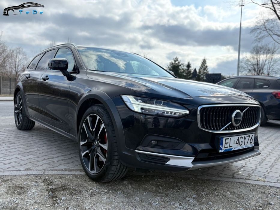 Volvo V90 Cross Country