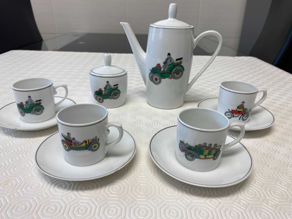 Serviço café da Vista Alegre calhambeque 1940's