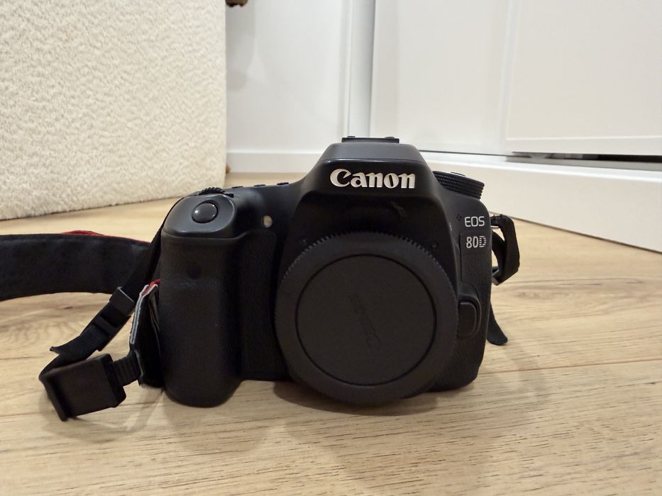 Canon 80D (corpo)
