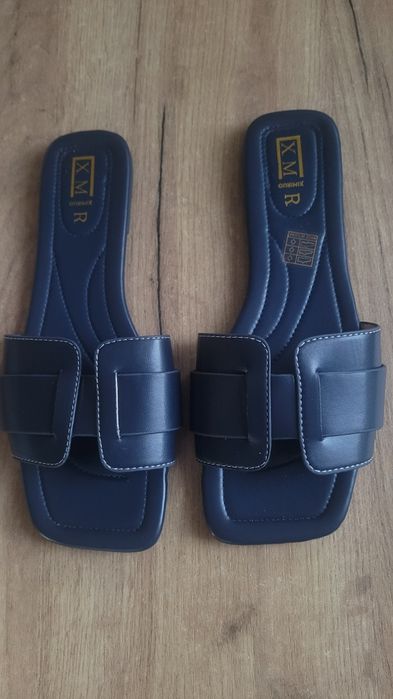 Klapki granatowe nowe rozm.42