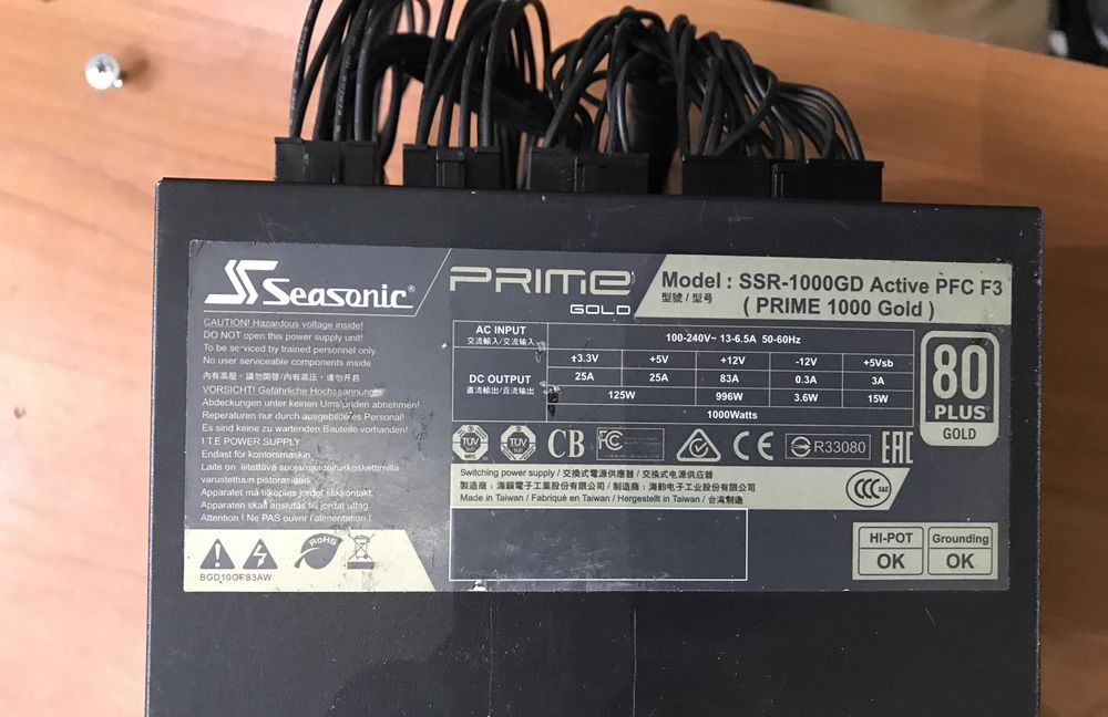 Блок живлення Seasonic  SSR1000GD Active PFC F3, стандарт 80+GOLD.