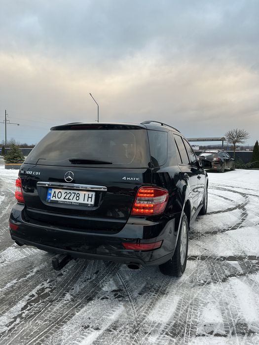 Mercedes Benz ML300CDI